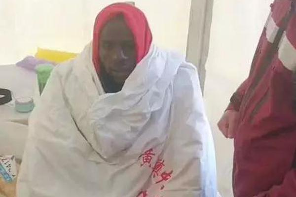 孔帕尼：欧冠对国米时我们9人受伤 半年前对巴黎时恩里克还被质疑